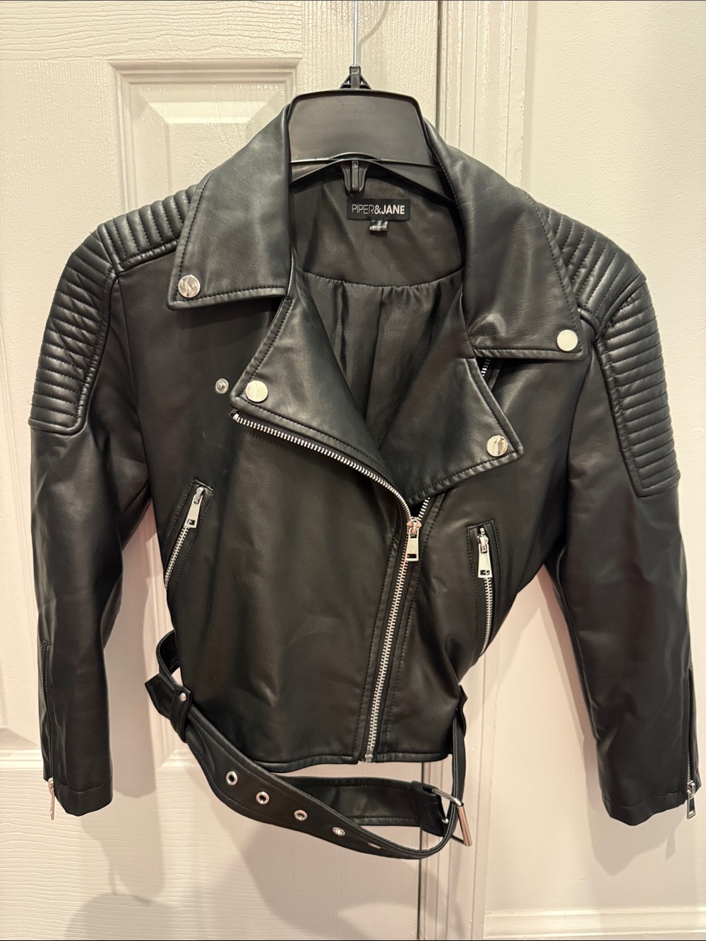 Piper & Jane Black Vegan Leather Moto Jacket. Size small